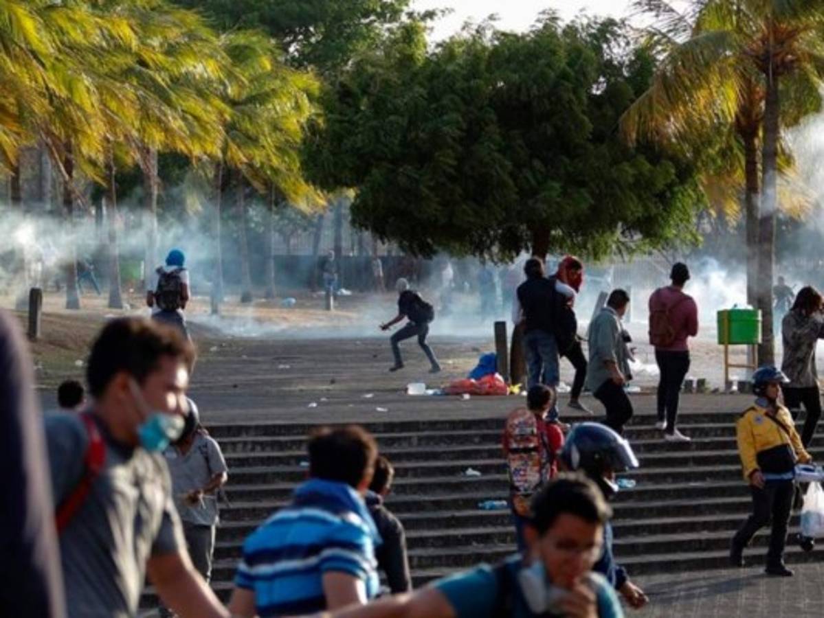 Economía de Nicaragua se desplomará en 2019 si no se resuelve crisis, según ONG