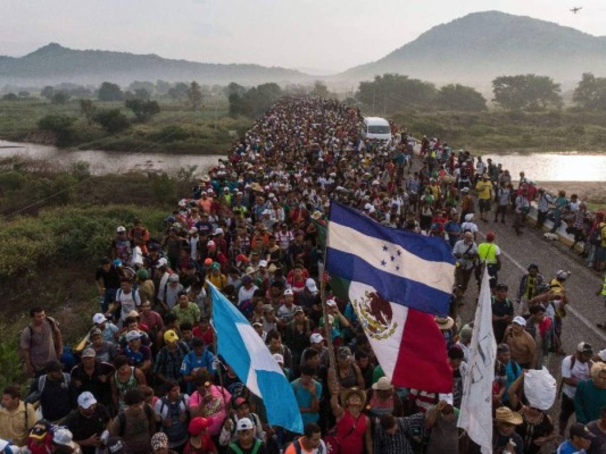 México otorga permiso de trabajo a 111 hondureños de la caravana migrante