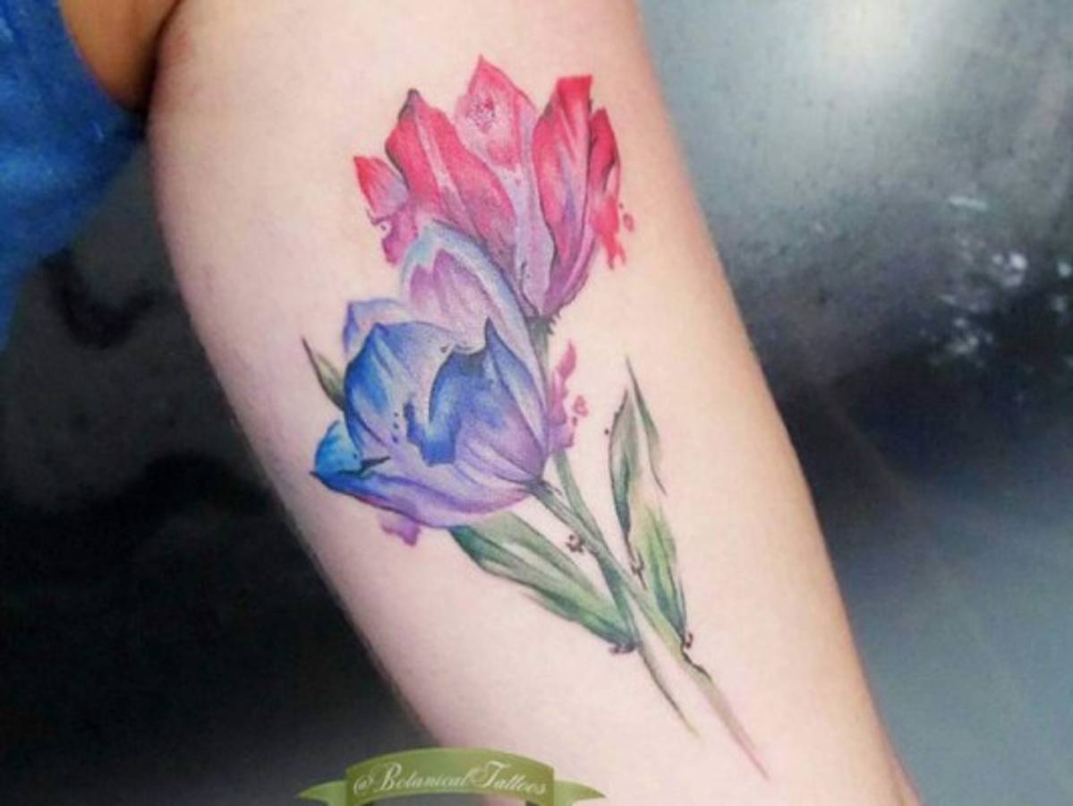 Conoce la flor que te corresponde tatuarte según tu signo zodiacal