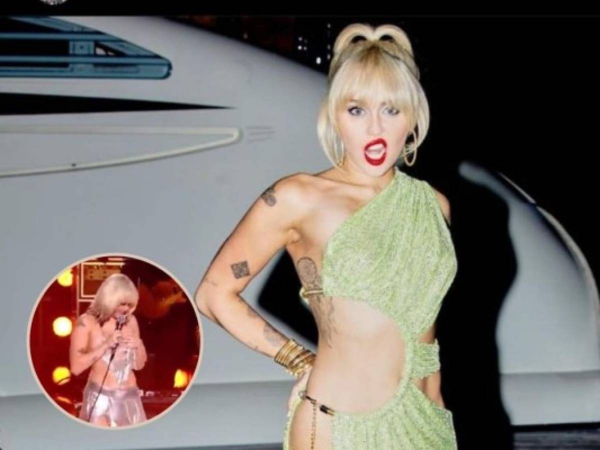 VIDEO: Miley Cyrus se salva de quedar desnuda en show de Año Nuevo