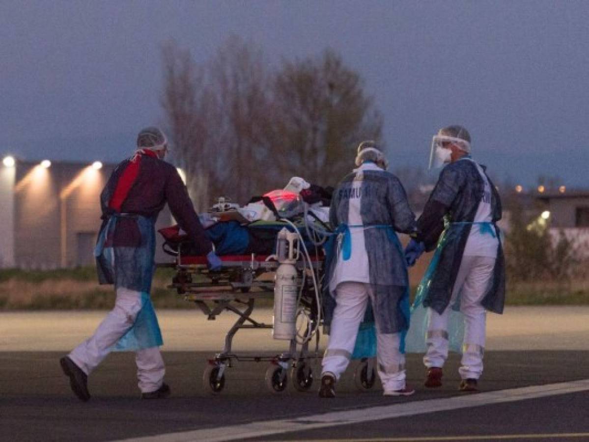 Francia registra 588 muertos por coronavirus en 24 horas en hospitales
