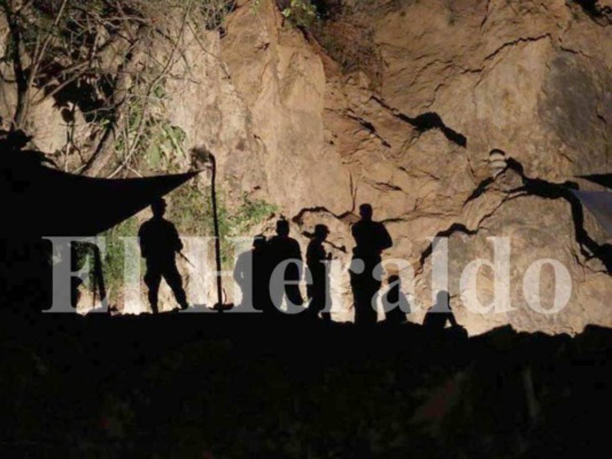 VIDEO: Así fue el dramático rescate de minero soterrado