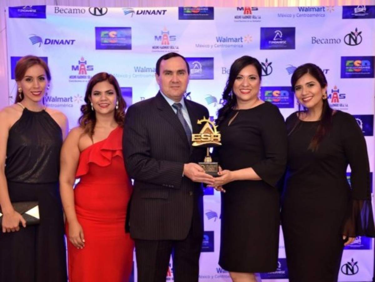 Walmart de México y Centroamérica, galardonada por 11 años con el sello ESR