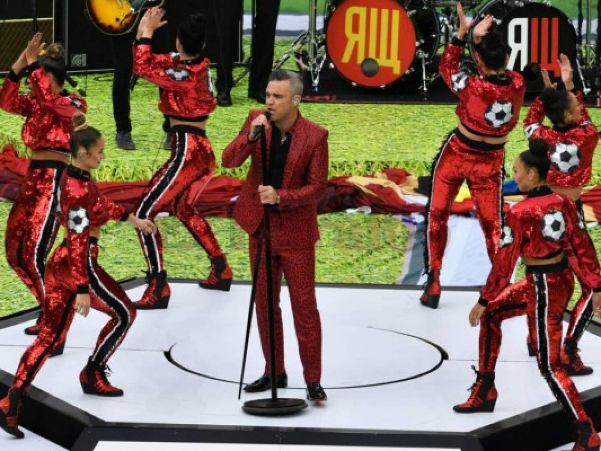 Robbie Williams inauguró con un breve show musical el Mundial de Rusia 2018