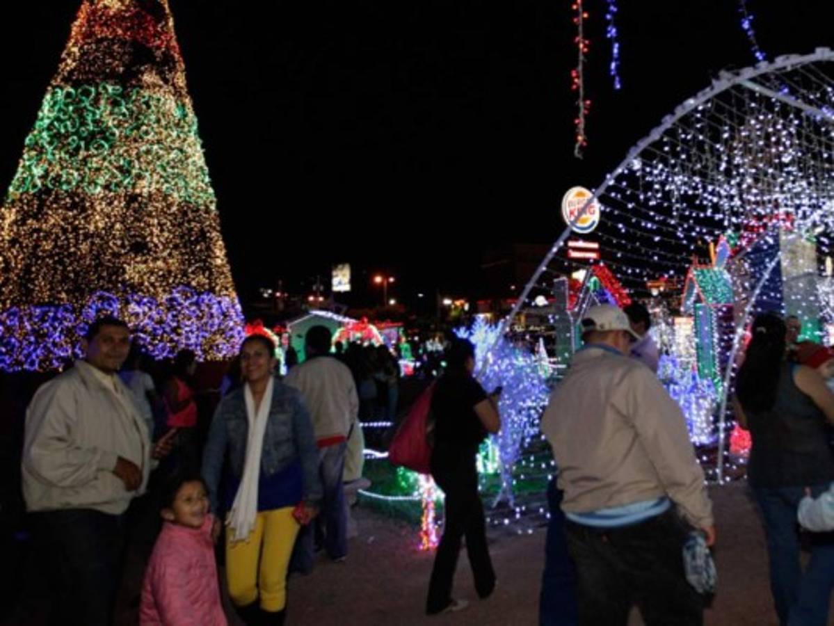 100 mil personas han visitado ya la Villa Navideña