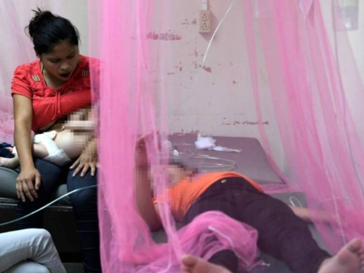 Madres sufren calvario; Salud registra 54 muertes por dengue grave en Honduras