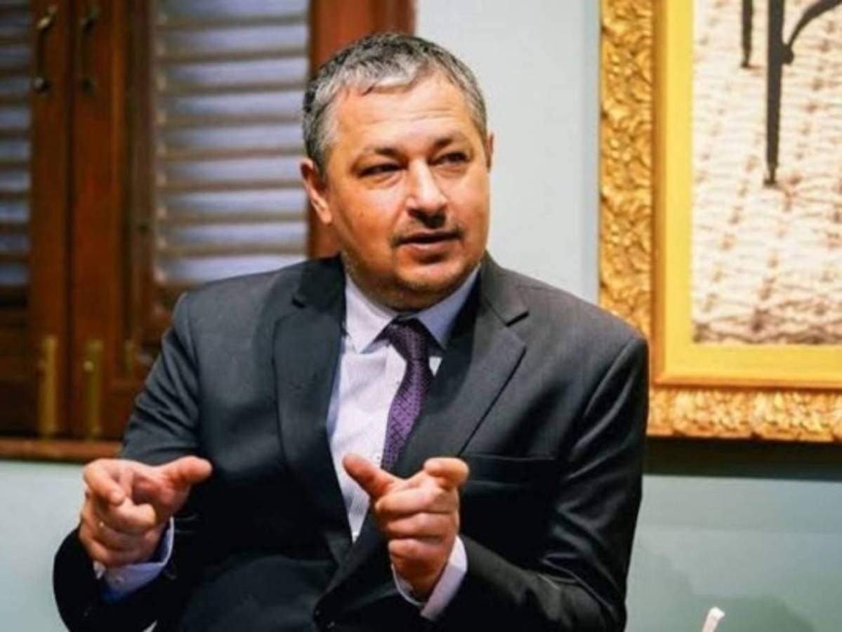 Hallan muerto a Andrii Beshta, embajador de Ucrania en Tailandia