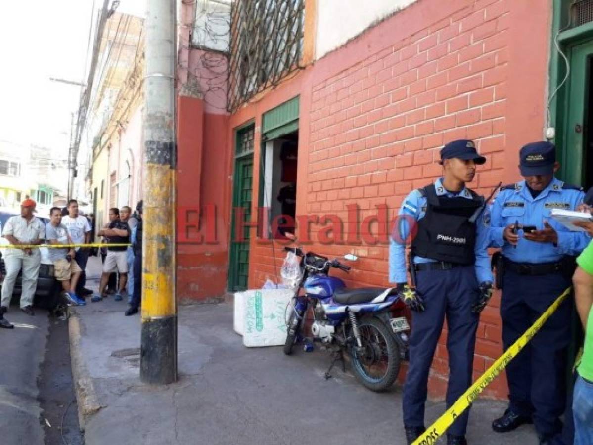 Matan un hombre dentro de negocio de venta de camisas en Tegucigalpa