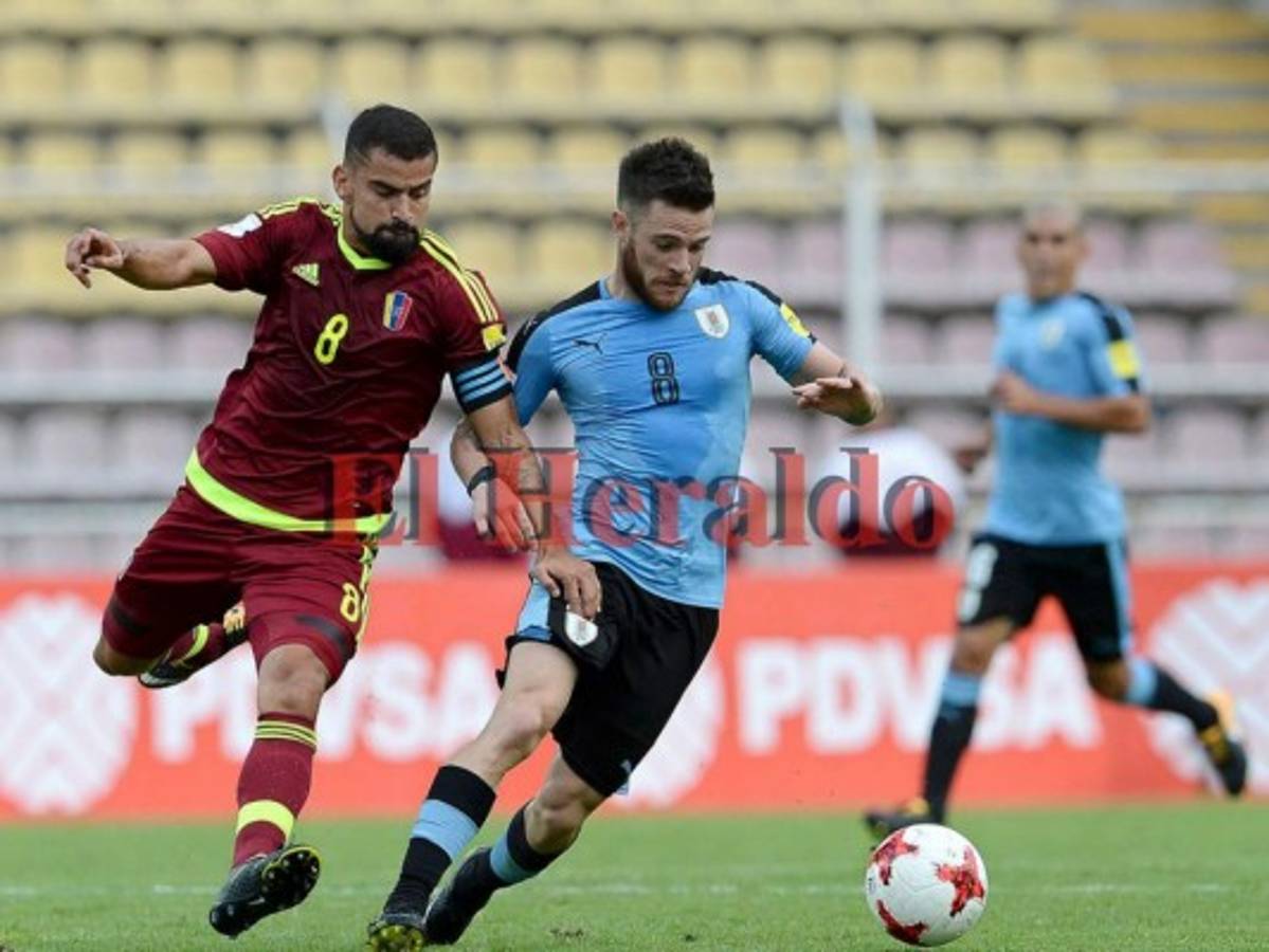 Uruguay acaricia el Mundial de Rusia-2018 con empate 0-0 ante Venezuela
