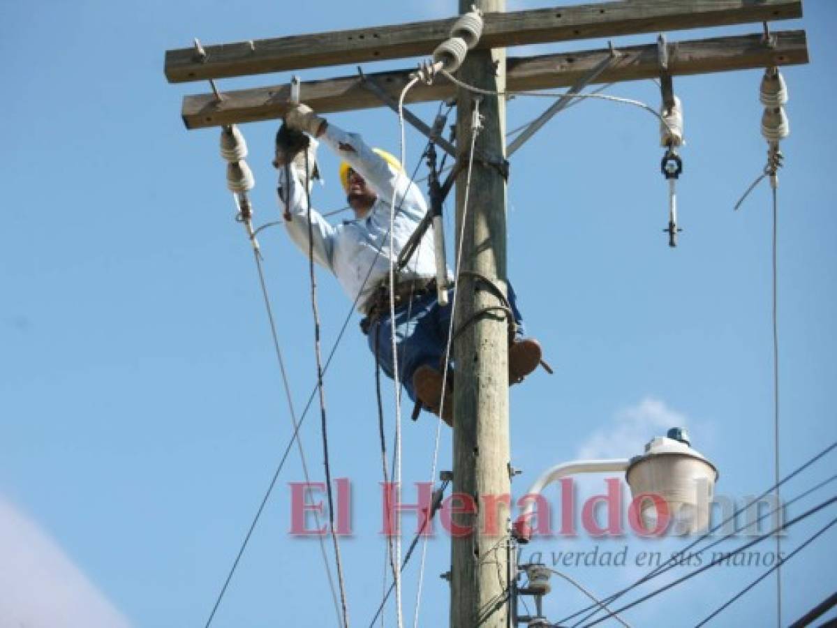 Apagón: Sin energía se quedó el 90% del territorio hondureño   