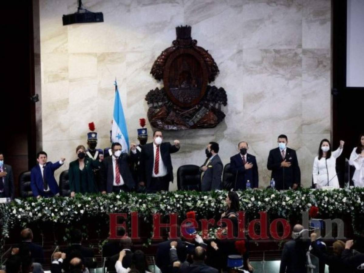 Fuerte presión para que políticos resuelvan crisis en el Congreso Nacional