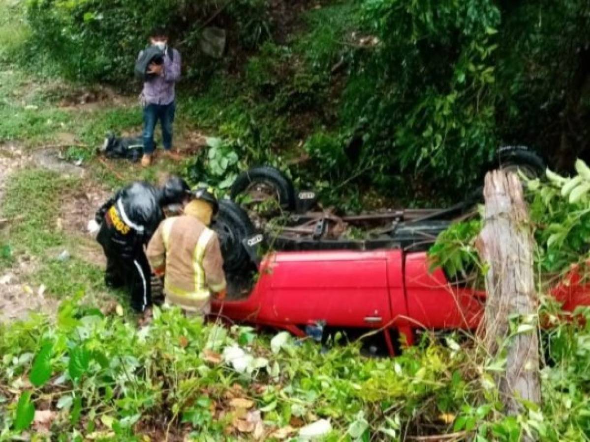 Dos muertos y tres heridos tras fatal accidente vial en Copán