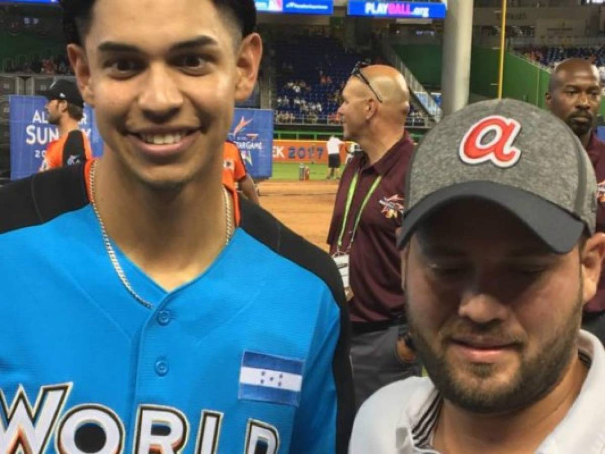 Hondureño Mauricio Dubón la rompe con un doblete en el juego de las futuras estrellas de la MLB