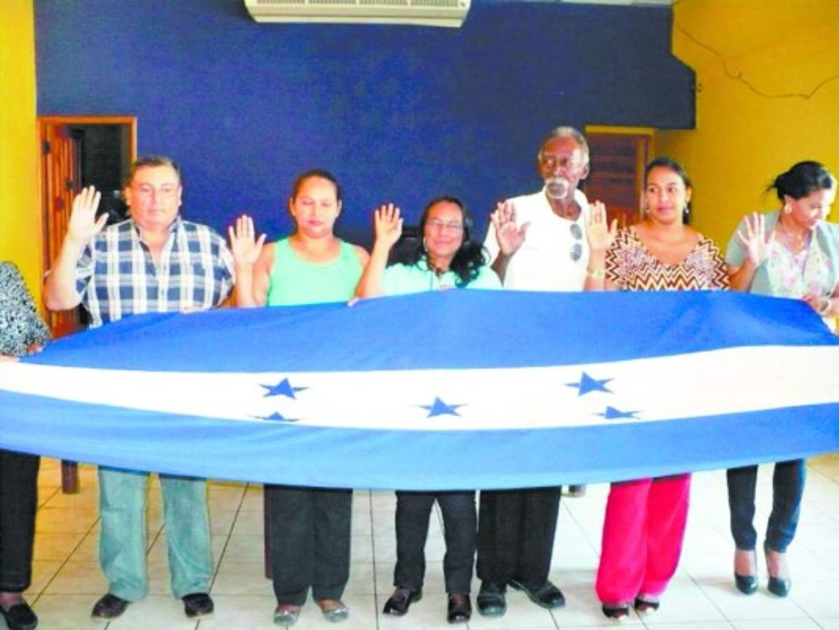 'Nico”, la voz garífuna que se robó el cariño de los olanchanos