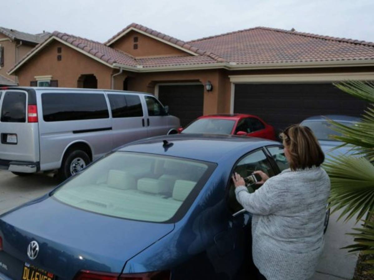 Los 13 hermanos confinados por sus padres en EEUU enfrentan dura recuperación