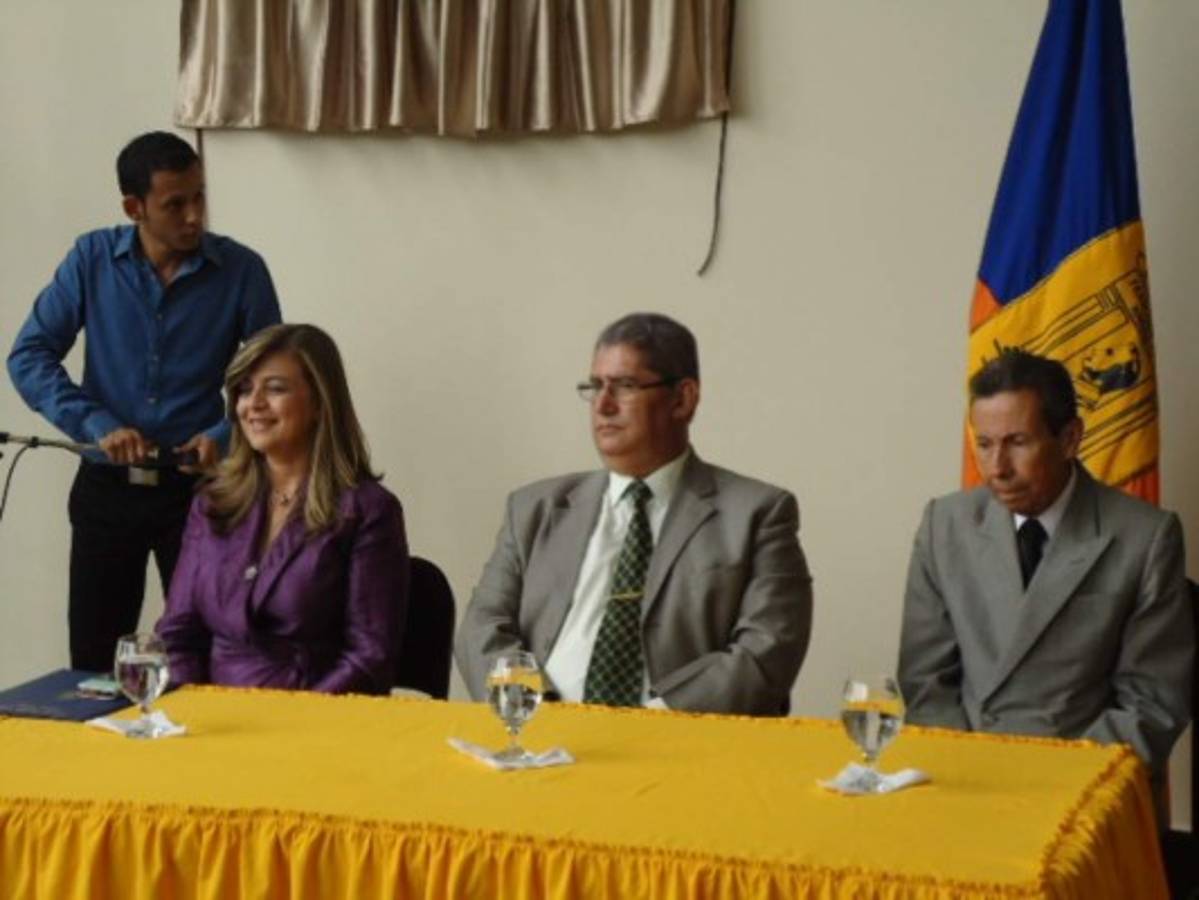 La UPNFM da homenaje a Juan Antonio Medina