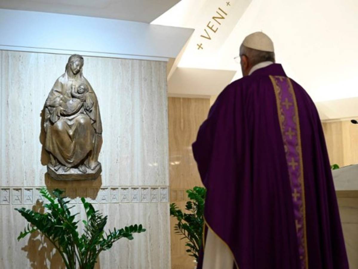 El Papa teme genocidio si se prioriza economía por sobre la salud  