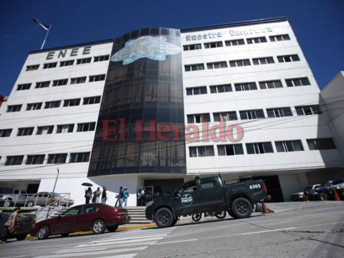 Va para largo el plan de rescate financiero de la estatal eléctrica