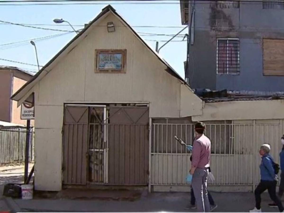 Pastor evangélico chileno contagiado se reúne con fieles  