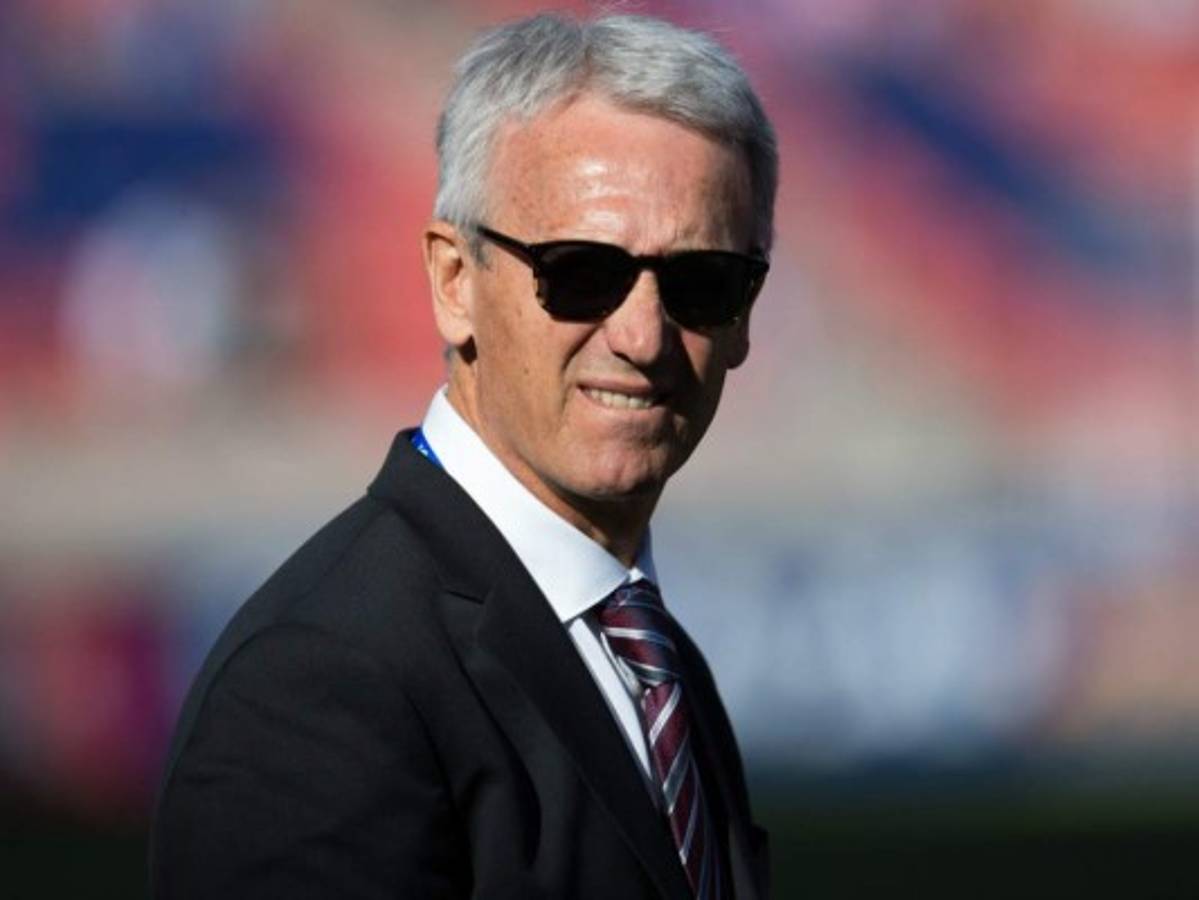 Eliminado por la H del Mundial, Benito Floro es el nuevo DT del Alajuela en Costa Rica  