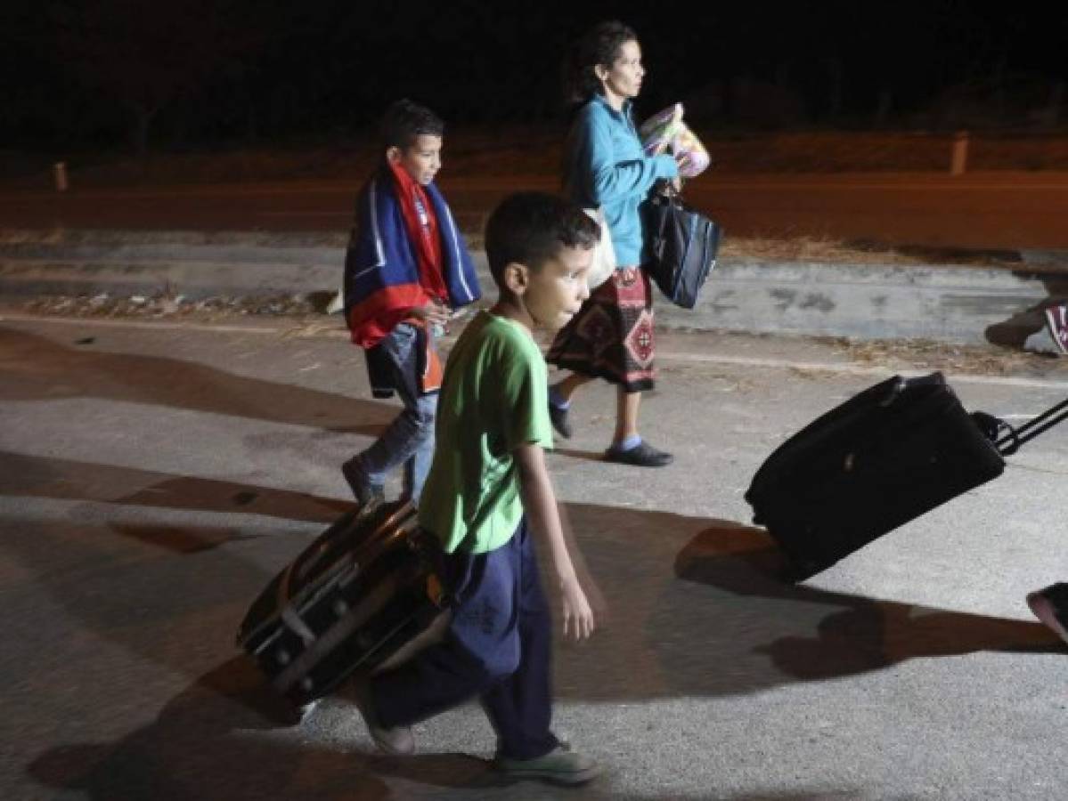 Más de 19,600 menores han sido detenidos en frontera sur de EUA