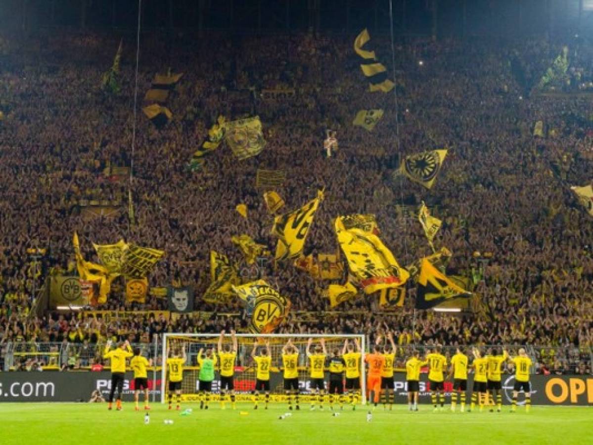 Borussia Dortmund contra muro de Donald Trump