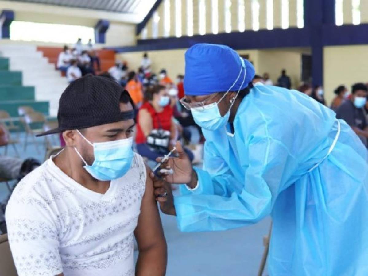 Bajan el rango de edad a 18 años en 'Vacunatón' del litoral atlántico