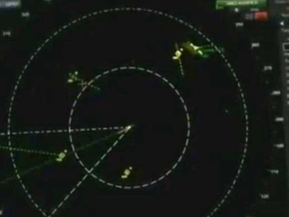 VIDEO: Ovnis rodearon un barco de guerra y el Pentágono lo confirma