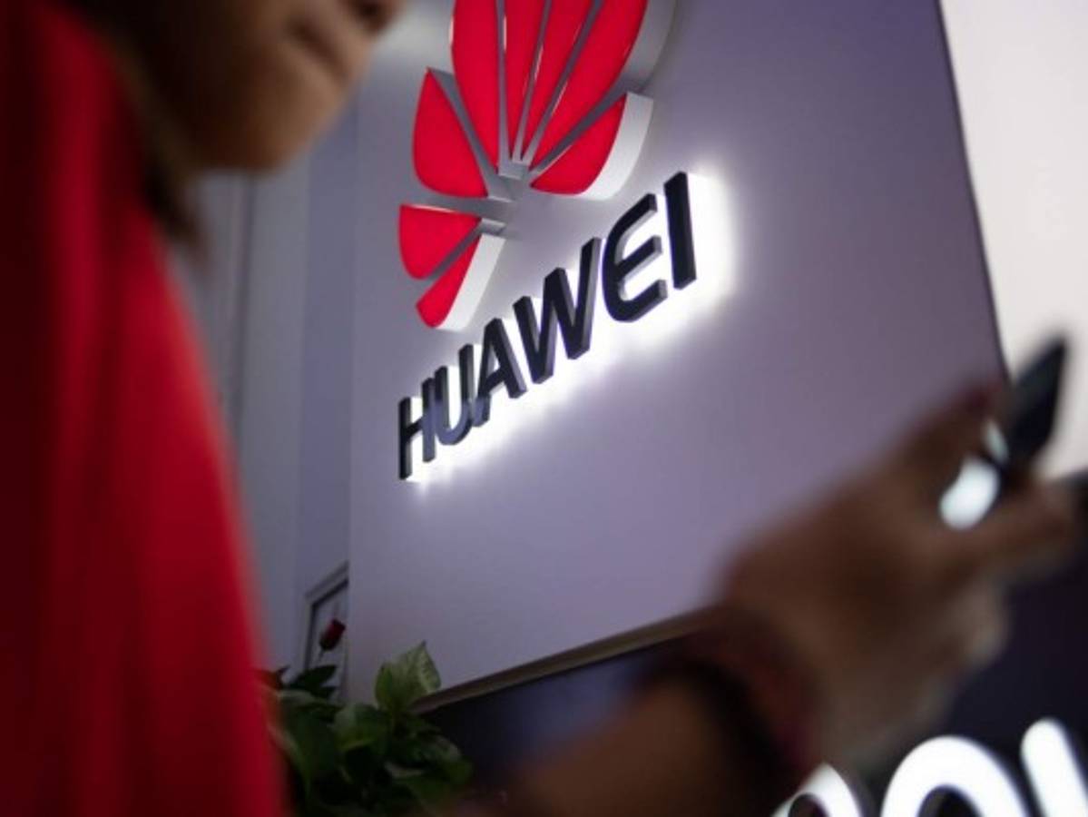 Estados Unidos extiende en 90 días periodo de exención a Huawei