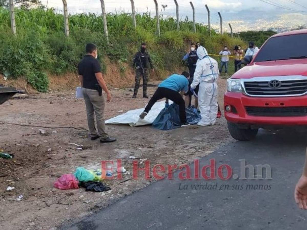 Hallan cadáver encostalado en la carretera que conduce a El Tablón