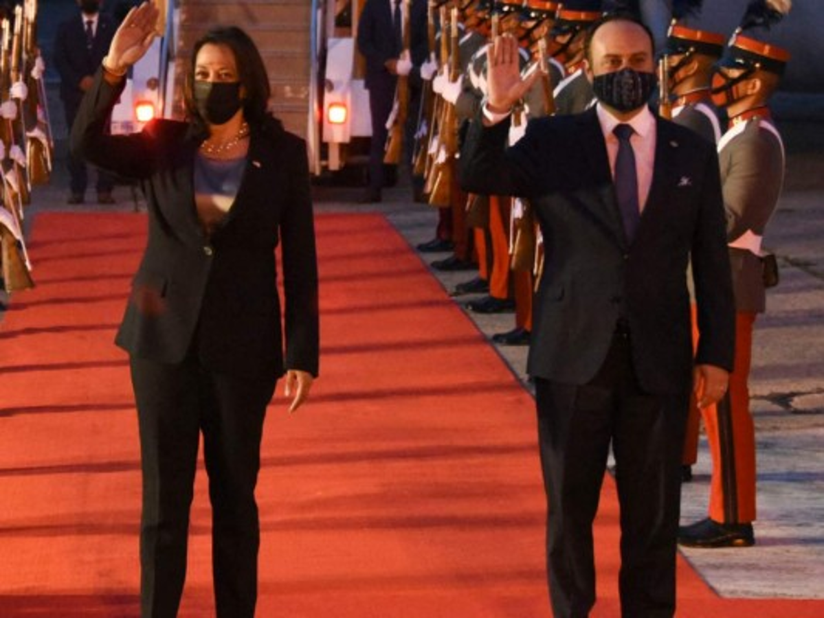 Kamala Harris llega a Guatemala para abordar el origen de la migración   