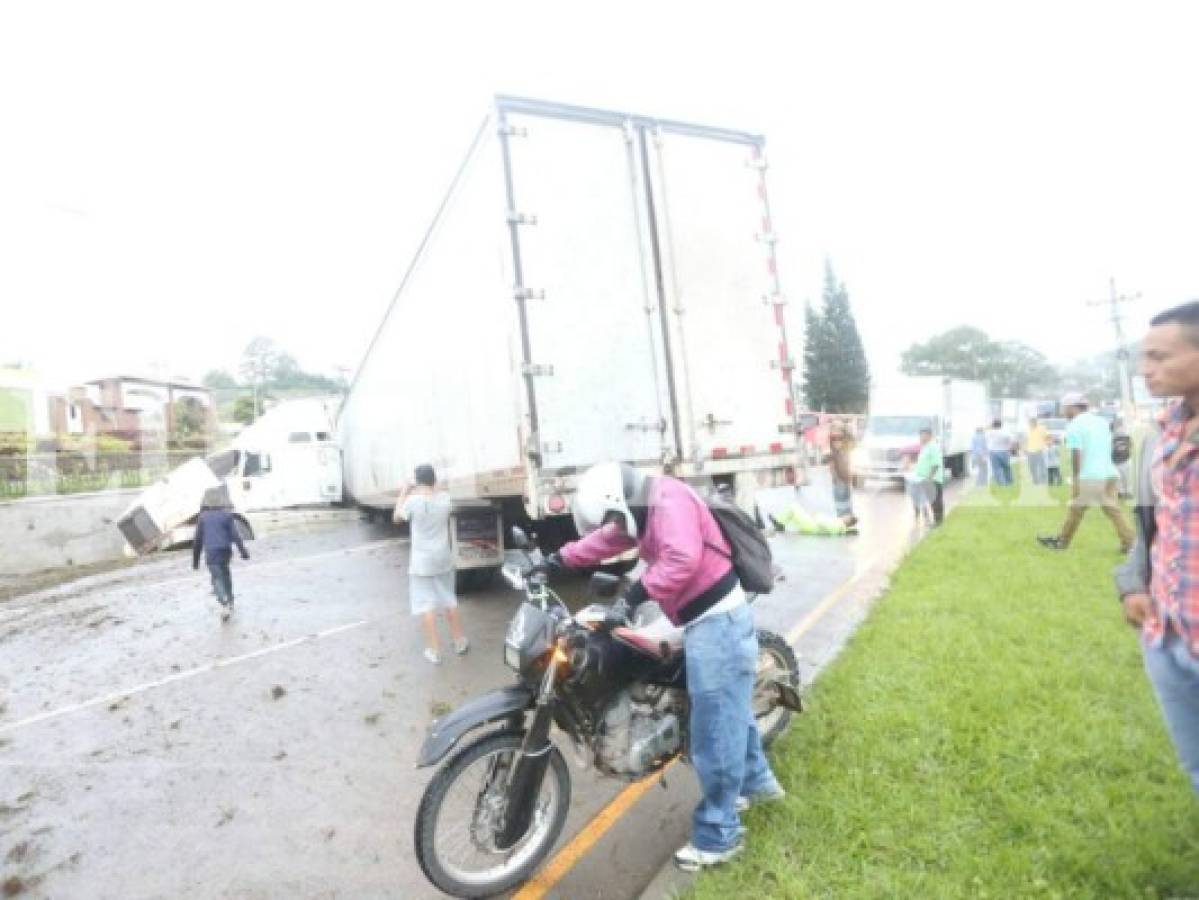 Accidente de tránsito deja un motociclista herido en la carretera al norte de Tegucigalpa