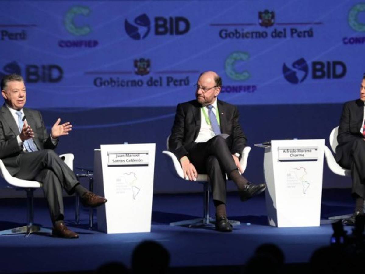 Corrupción y condena a Venezuela dominan la Cumbre de las Américas