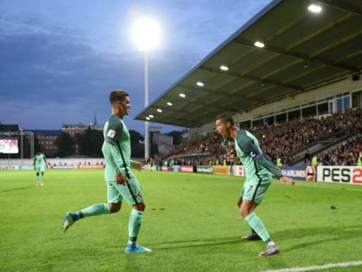 Entrenador de Portugal Fernando Santos: 'Pongo las manos al fuego' por Cristiano