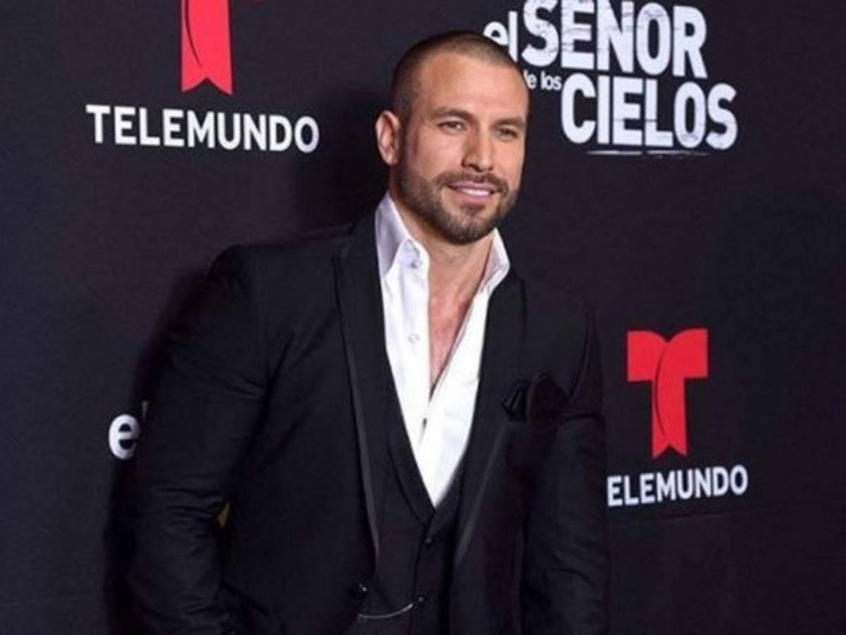 Rafael Amaya reaparece en las redes sociales y causa revuelo