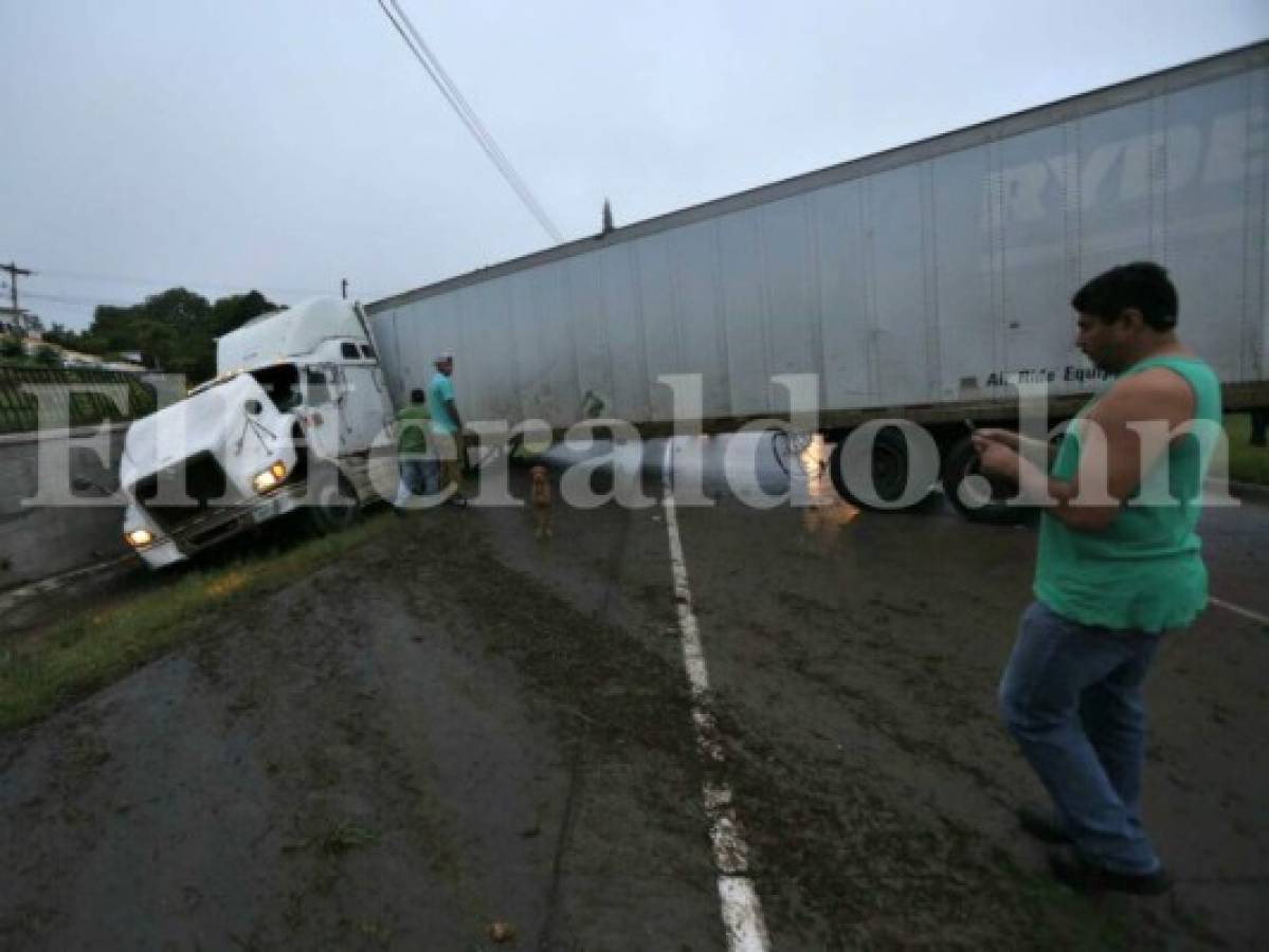 Accidente de tránsito deja un motociclista herido en la carretera al norte de Tegucigalpa