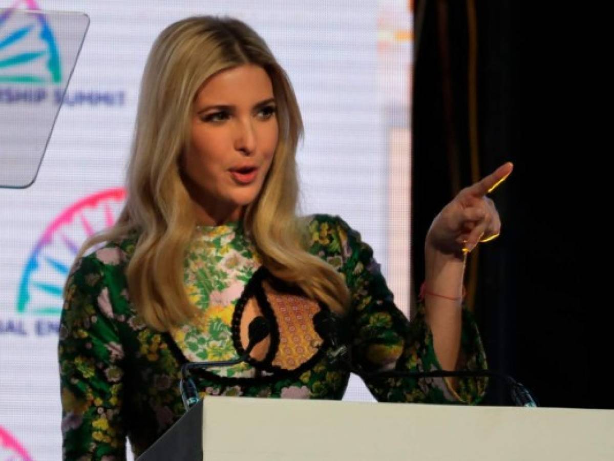 La hija del presidente de Estados Unidos Ivanka Trump visita India y crea interrogantes sobre su marca