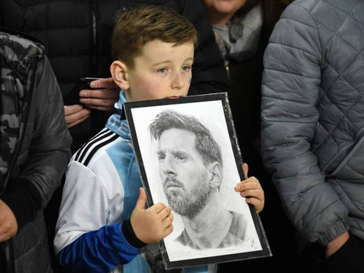 Argentina tambalea antes del Mundial; Brasil revalida como favorito