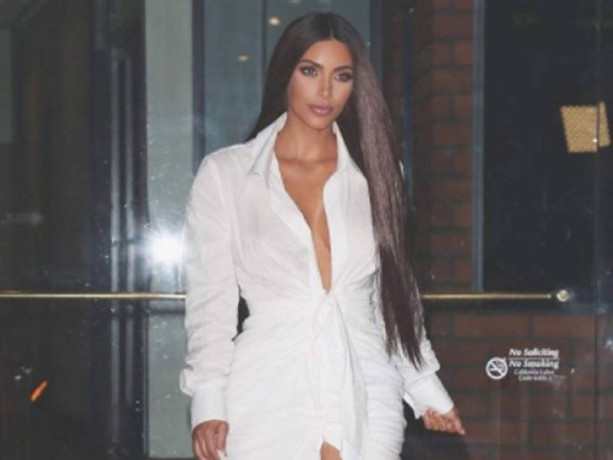 Kim Kardashian publica su primera foto familiar luego del nacimiento de su tercera hija Chicago West