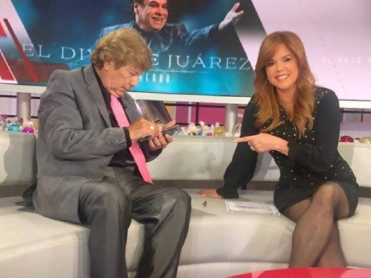 María Celeste, presentadora de 'Al Rojo Vivo', recibe pruebas de que Juan Gabriel está vivo