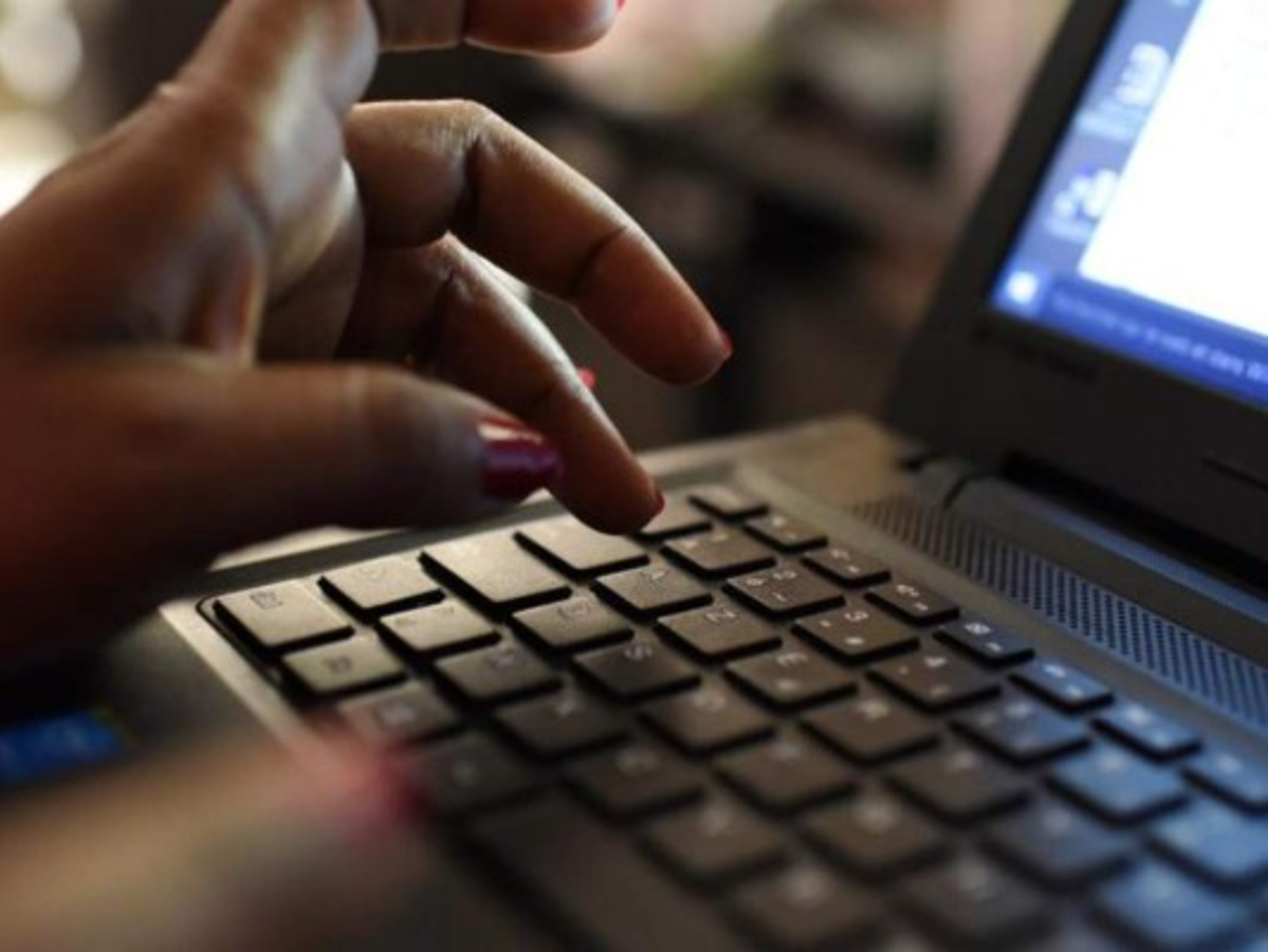 Una empresa se disculpa por engañar a sus empleados con falso bono de Navidad  