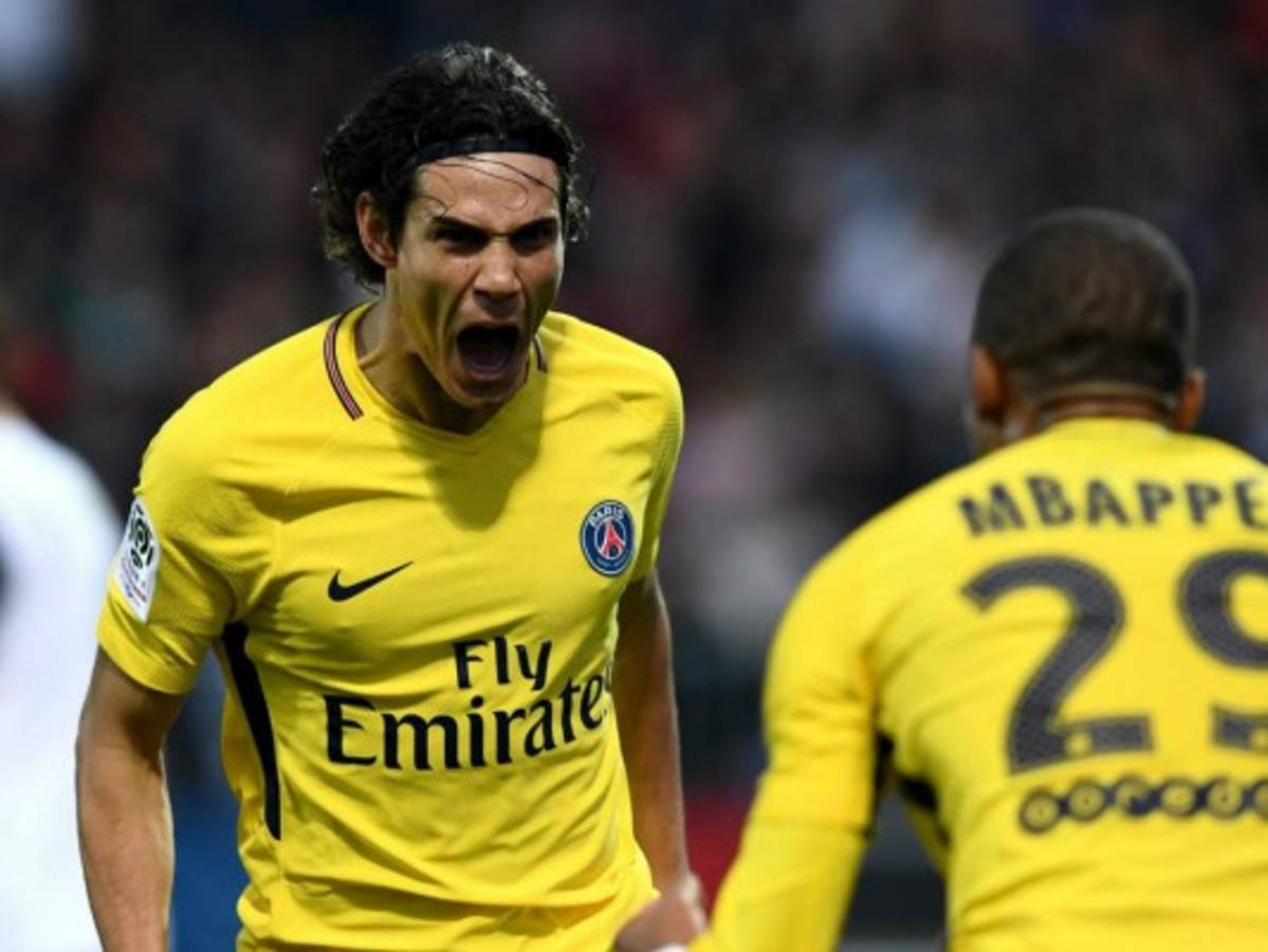 Cavani alcanza la barrera de los 100 goles en la liga francesa