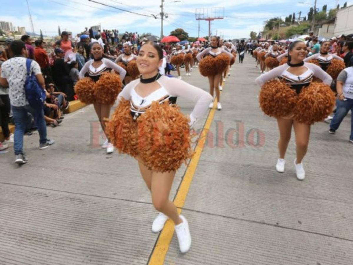 El Instituto Central Vicente Cáceres vuelve a dar un show a la altura en desfiles de Independencia