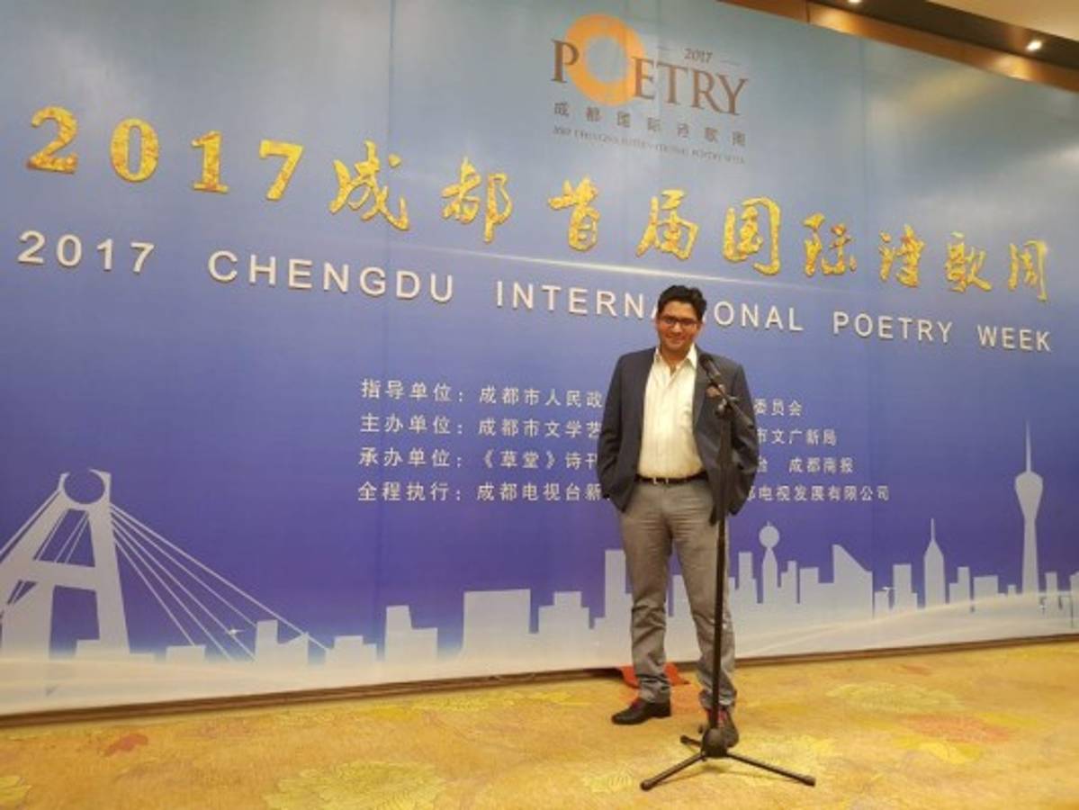 El poeta Rolando Kattán representó a Honduras en festival de Macedonia