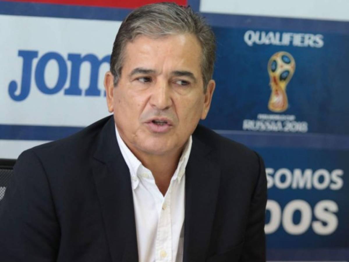 Jorge Luis Pinto no está de acuerdo con la ampliación del Mundial