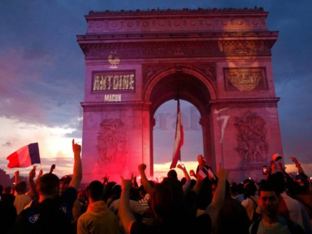 París no duerme tras obtener la segunda estrella mundial