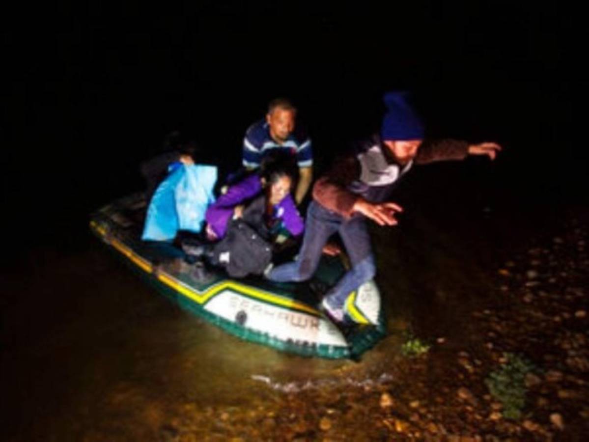 Texas, nuevo epicentro de cruces ilegales de frontera  