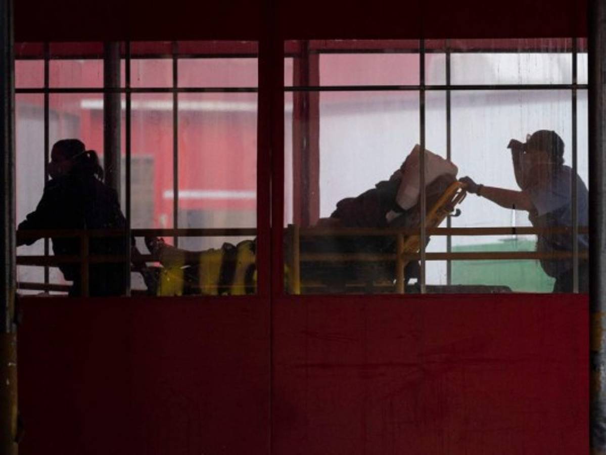 EEUU registra 1,738 muertes por coronavirus en 24 horas