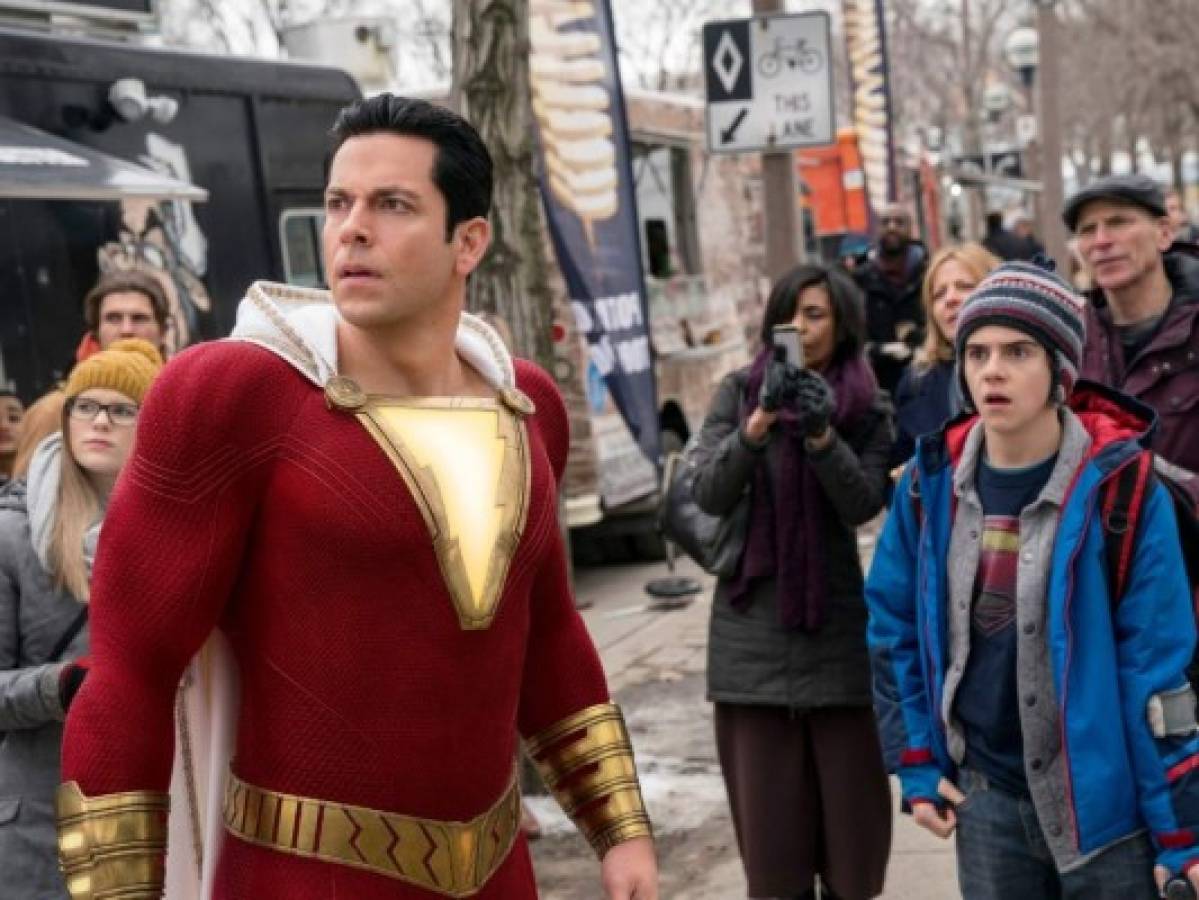 'Shazam!' se mantiene en primer lugar en las taquillas