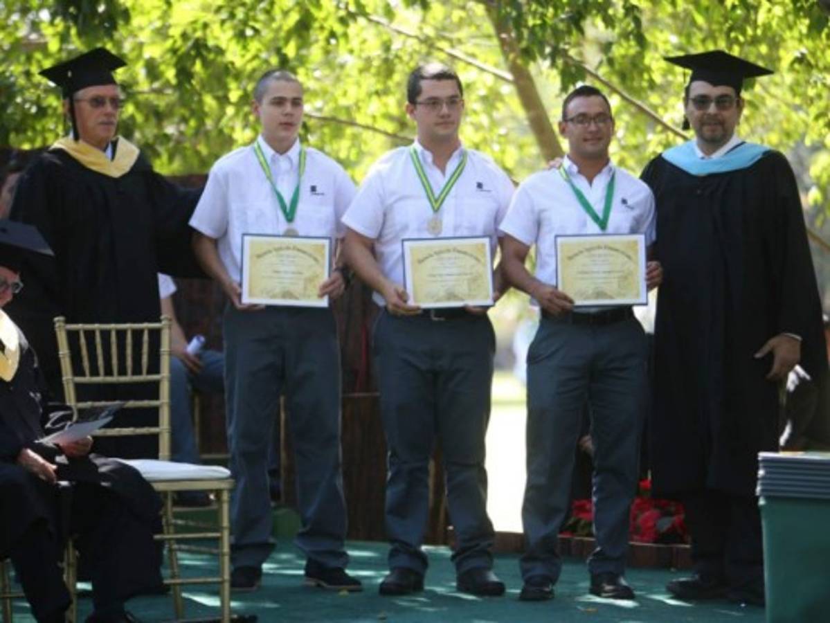 Zamorano: Se gradúan nuevos líderes del sector agropecuario del país y el mundo